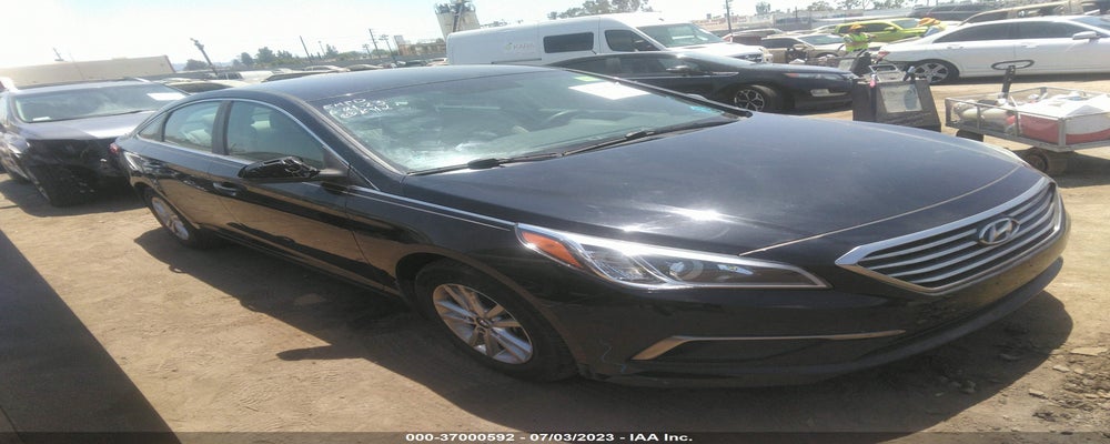 5NPE24AF7GH327812 2016 HYUNDAI SONATA photo no. 2