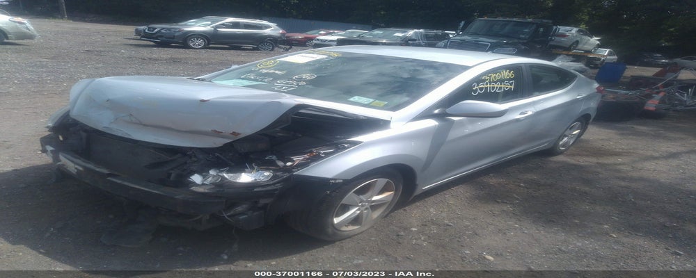 5NPDH4AE1DH313823 2013 HYUNDAI ELANTRA photo no. 2