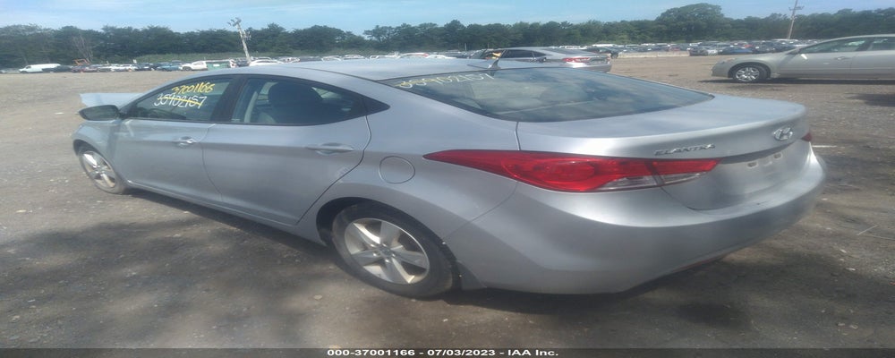 5NPDH4AE1DH313823 2013 HYUNDAI ELANTRA photo no. 3