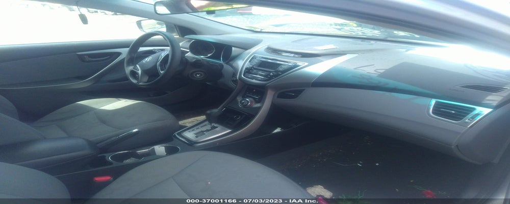 5NPDH4AE1DH313823 2013 HYUNDAI ELANTRA photo no. 5