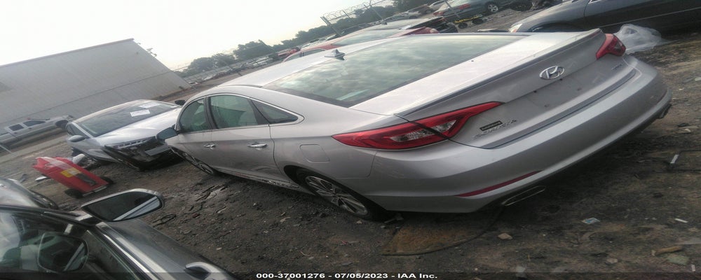 5NPE34AF1FH070352 2015 HYUNDAI SONATA photo no. 3