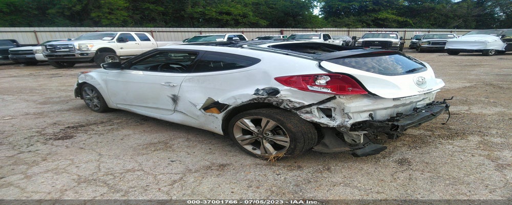 KMHTC6AD8HU324032 2017 HYUNDAI VELOSTER photo no. 3