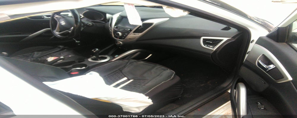 KMHTC6AD8HU324032 2017 HYUNDAI VELOSTER photo no. 5
