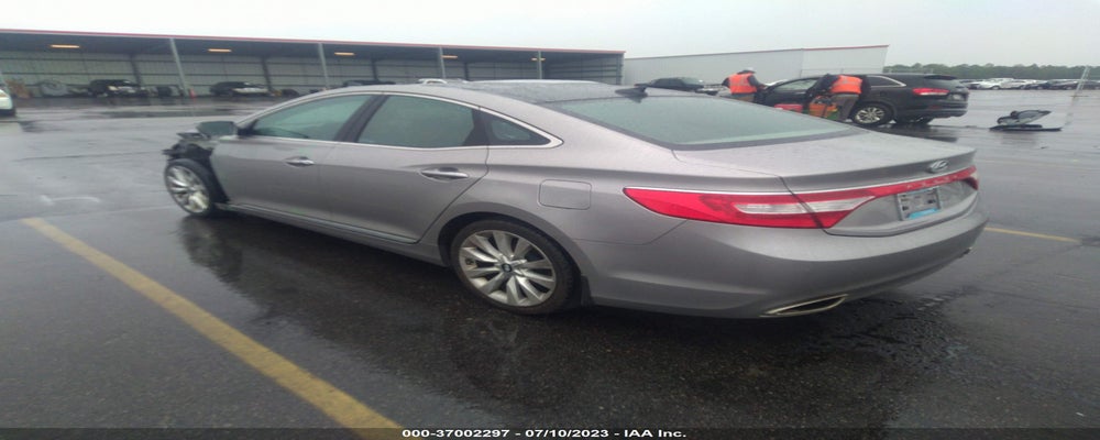 KMHFH4JG3CA179067 2012 HYUNDAI AZERA photo no. 3