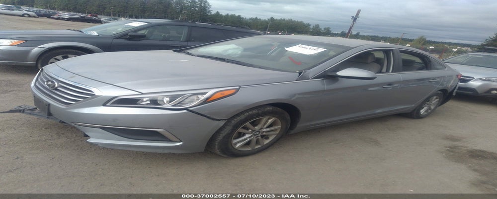 5NPE24AF2HH487954 2017 HYUNDAI SONATA photo no. 2