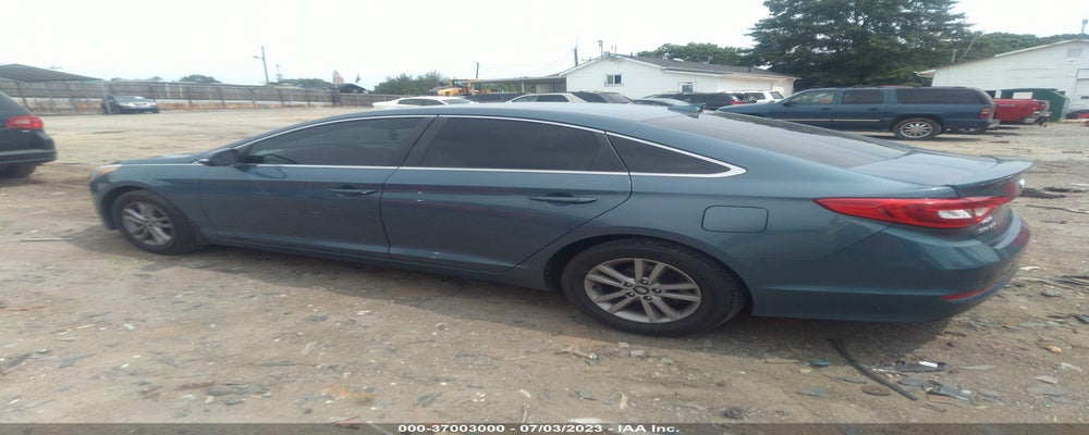 5NPE24AA5FH196964 2015 HYUNDAI SONATA photo no. 3