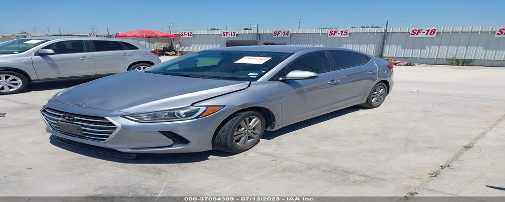 5NPD84LF9HH135008 2017 HYUNDAI ELANTRA photo no. 2