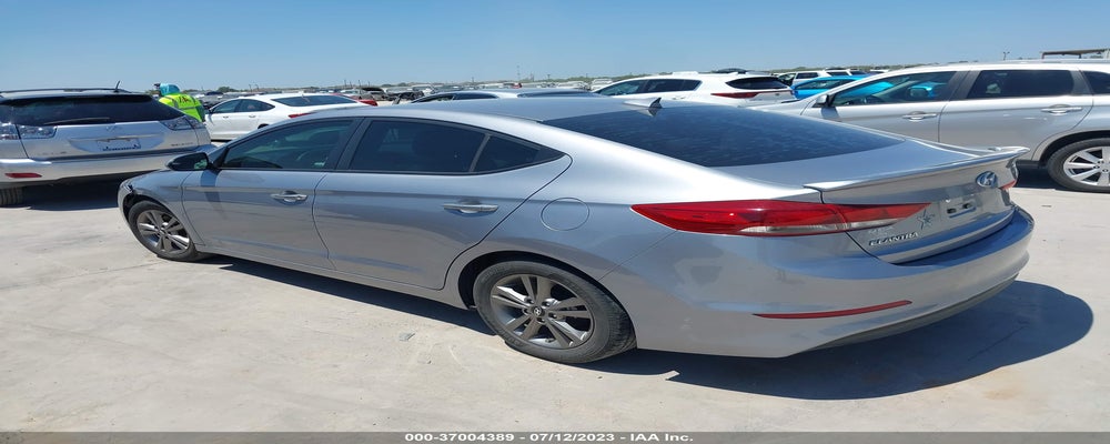 5NPD84LF9HH135008 2017 HYUNDAI ELANTRA photo no. 3