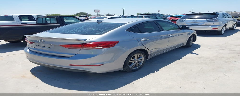 5NPD84LF9HH135008 2017 HYUNDAI ELANTRA photo no. 4