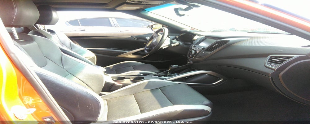 KMHTC6AEXGU257876 2016 HYUNDAI VELOSTER photo no. 5