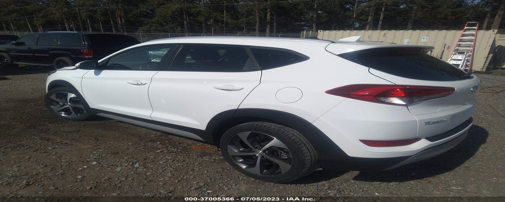 KM8J3CAL5JU760887 2018 HYUNDAI TUCSON photo no. 3