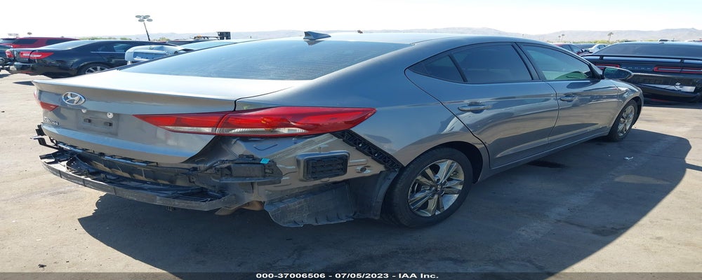 5NPD84LF1JH275494 2018 HYUNDAI ELANTRA photo no. 4