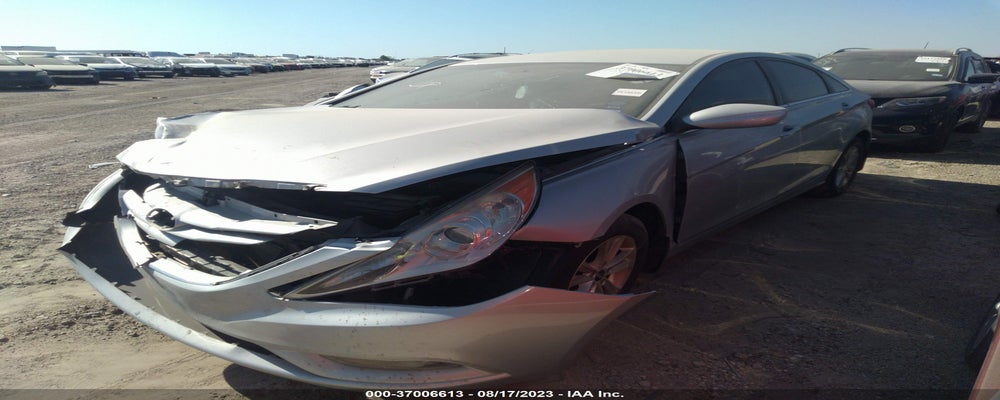 5NPEB4AC4DH541089 2013 HYUNDAI SONATA photo no. 2
