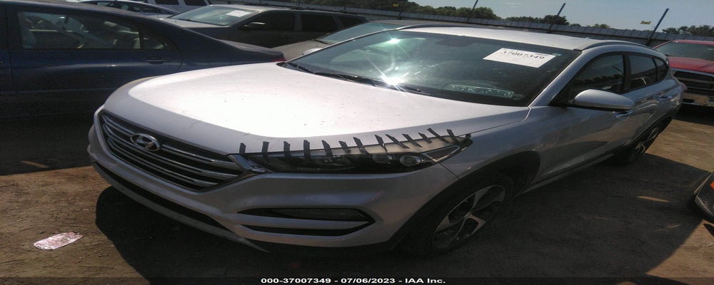 KM8J33A2XHU368439 2017 HYUNDAI TUCSON photo no. 2