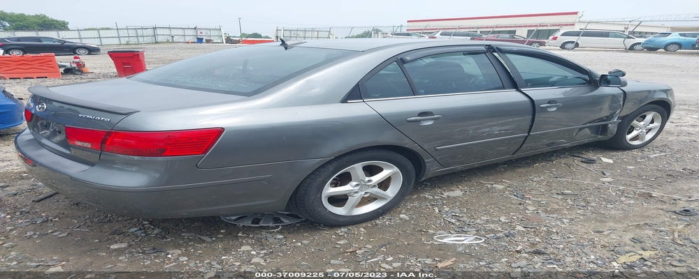 5NPEU4AC2AH620542 2010 HYUNDAI SONATA photo no. 4