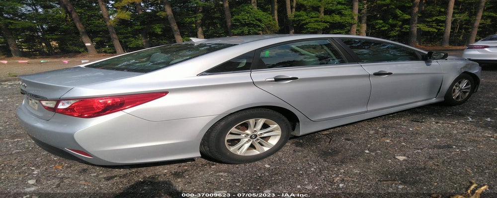 5NPEB4AC6EH841556 2014 HYUNDAI SONATA photo no. 4