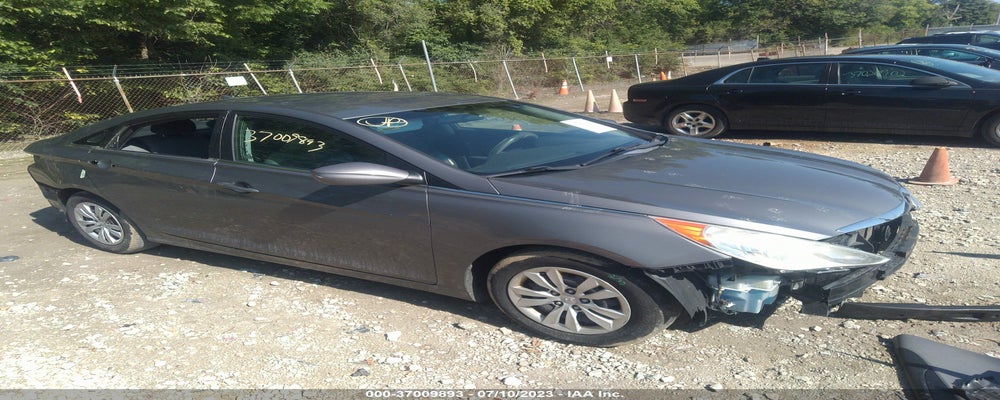 5NPEB4AC6BH076005 2011 HYUNDAI SONATA photo no. 9