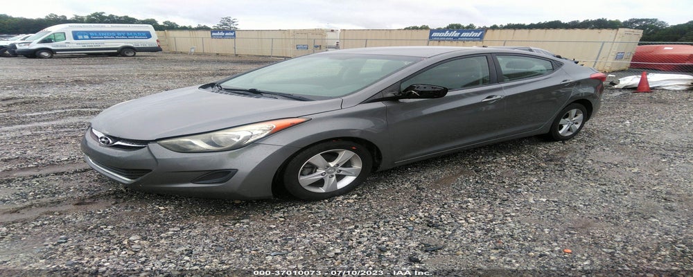 5NPDH4AE0DH353701 2013 HYUNDAI ELANTRA photo no. 2