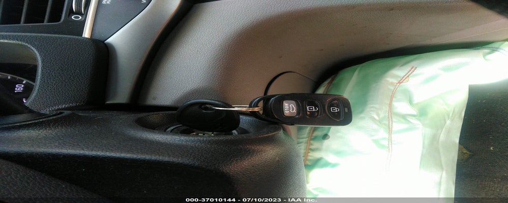 KMHD74LF1HU084091 2017 HYUNDAI ELANTRA photo no. 11