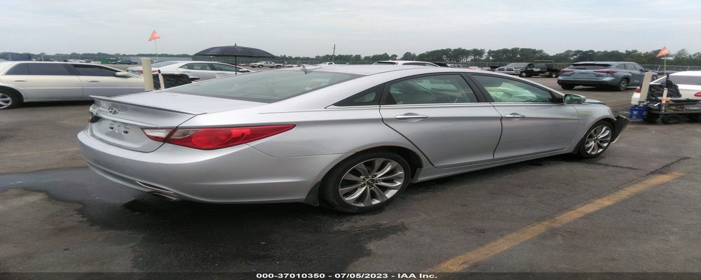 5NPEC4AC4DH621618 2013 HYUNDAI SONATA photo no. 4