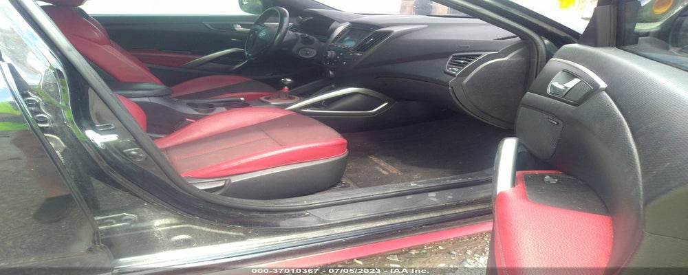 KMHTC6AE9GU274801 2016 HYUNDAI VELOSTER photo no. 5