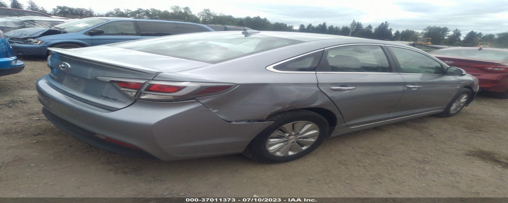 KMHE24L15GA013659 2016 HYUNDAI SONATA HYBRID photo no. 4
