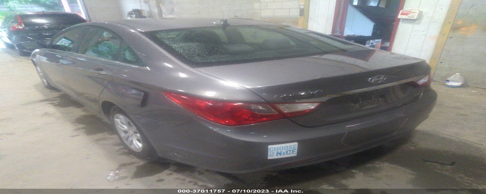 5NPEB4ACXBH270049 2011 HYUNDAI SONATA photo no. 3