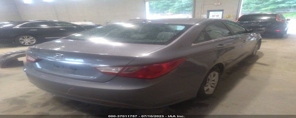 5NPEB4ACXBH270049 2011 HYUNDAI SONATA photo no. 4