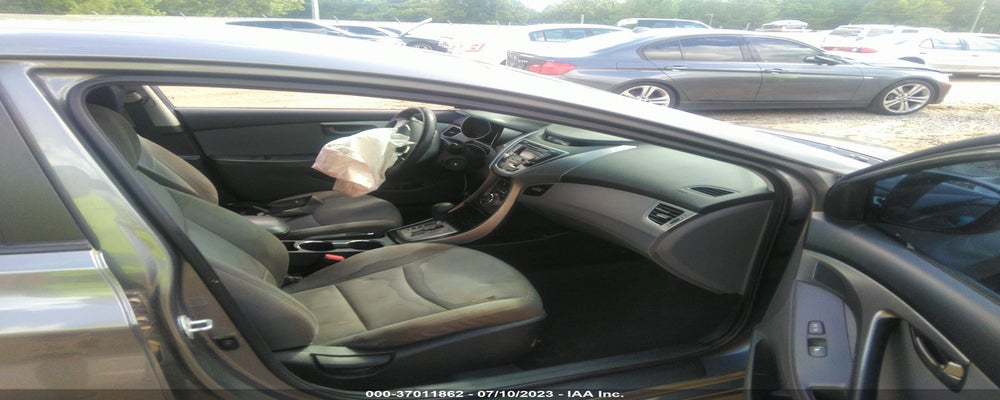 5NPDH4AE6DH303577 2013 HYUNDAI ELANTRA photo no. 5
