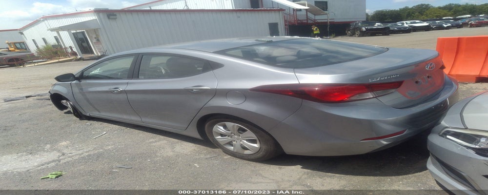 5NPDH4AE2GH787882 2016 HYUNDAI ELANTRA photo no. 3