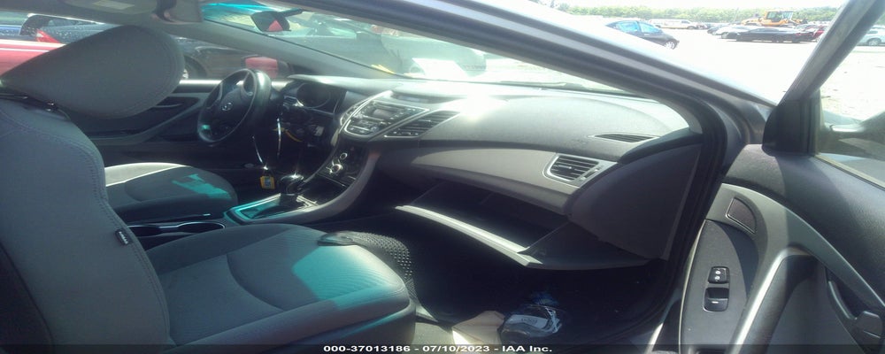 5NPDH4AE2GH787882 2016 HYUNDAI ELANTRA photo no. 5
