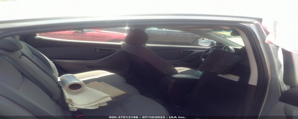 5NPDH4AE2GH787882 2016 HYUNDAI ELANTRA photo no. 8