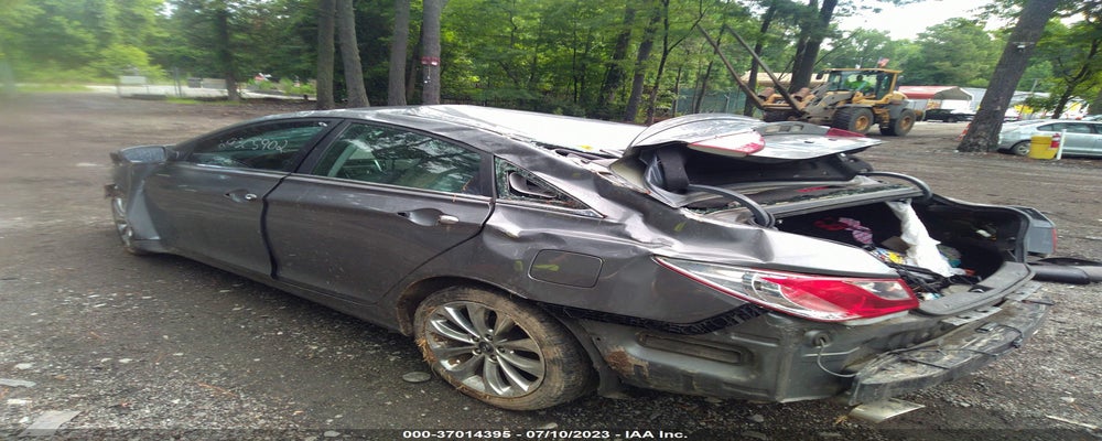 5NPEC4AC7DH646111 2013 HYUNDAI SONATA photo no. 3
