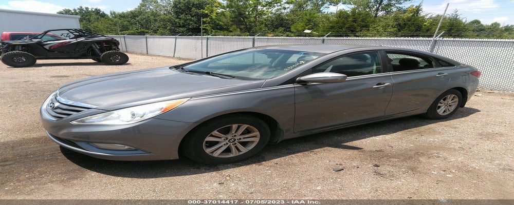 5NPEB4AC5DH566194 2013 HYUNDAI SONATA photo no. 2