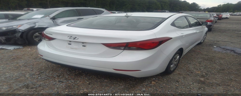 5NPDH4AE4GH742751 2016 HYUNDAI ELANTRA photo no. 4