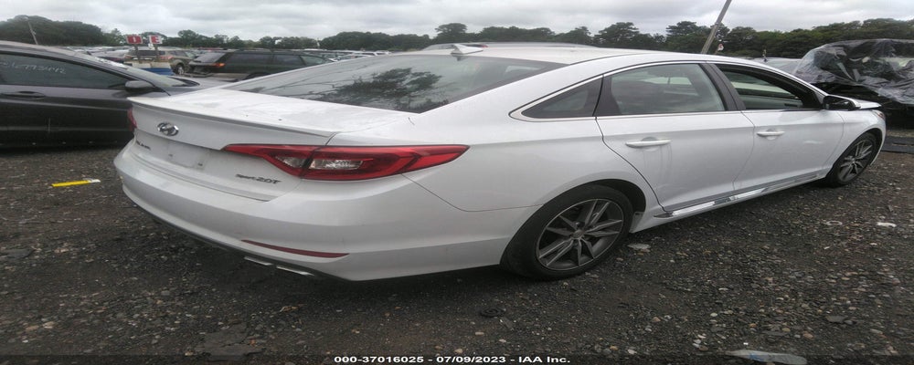 5NPE34AB7HH525737 2017 HYUNDAI SONATA photo no. 4