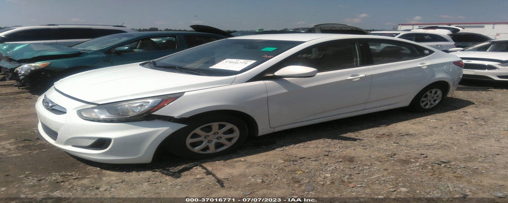 KMHCT4AE9DU428858 2013 HYUNDAI ACCENT photo no. 2