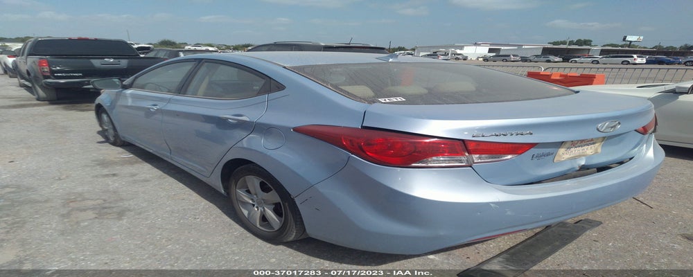 KMHDH4AE3DU669885 2013 HYUNDAI ELANTRA photo no. 3