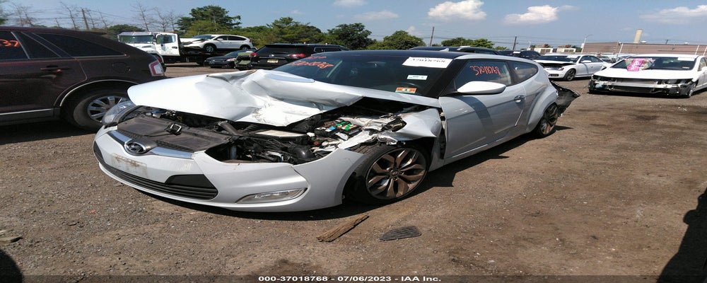 KMHTC6AD9FU218296 2015 HYUNDAI VELOSTER photo no. 6