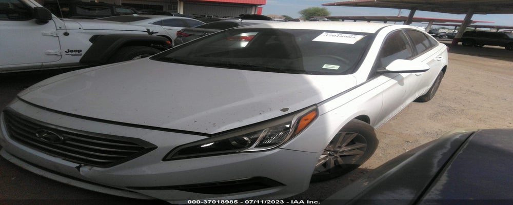 5NPE24AF3FH234008 2015 HYUNDAI SONATA photo no. 2