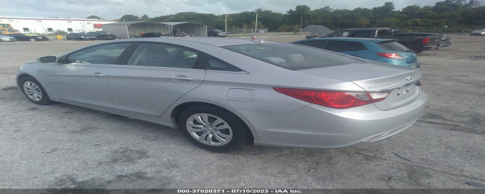 5NPEB4AC1BH103661 2011 HYUNDAI SONATA photo no. 3
