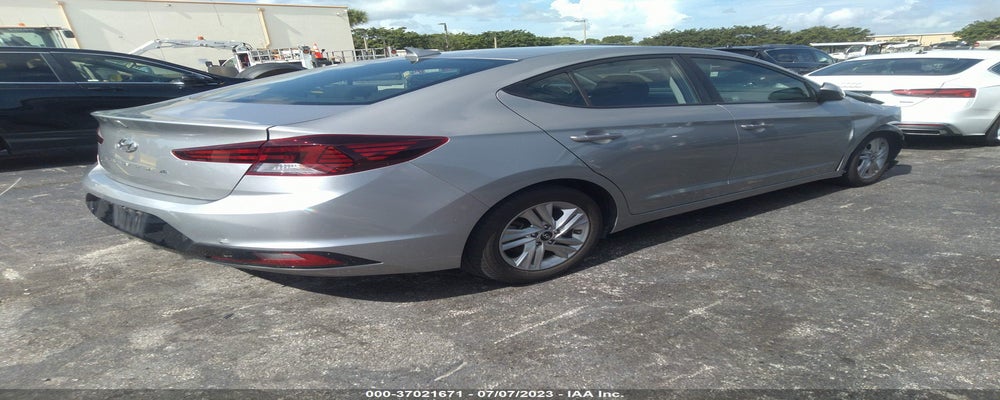 5NPD84LFXLH568149 2020 HYUNDAI ELANTRA photo no. 4