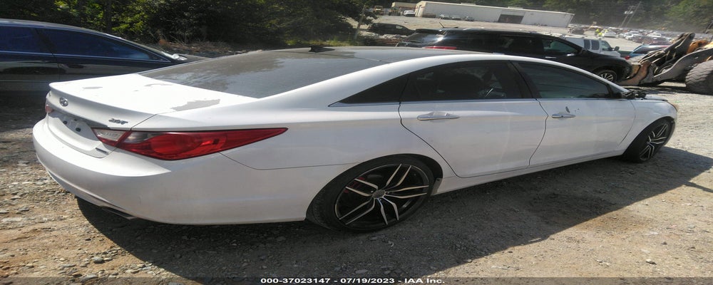 5NPEC4AB8CH368244 2012 HYUNDAI SONATA photo no. 4