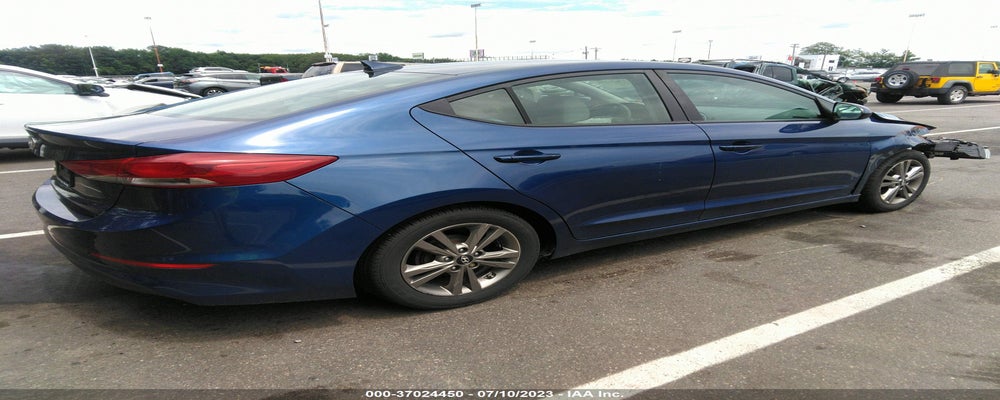 5NPD84LF8HH097383 2017 HYUNDAI ELANTRA photo no. 4