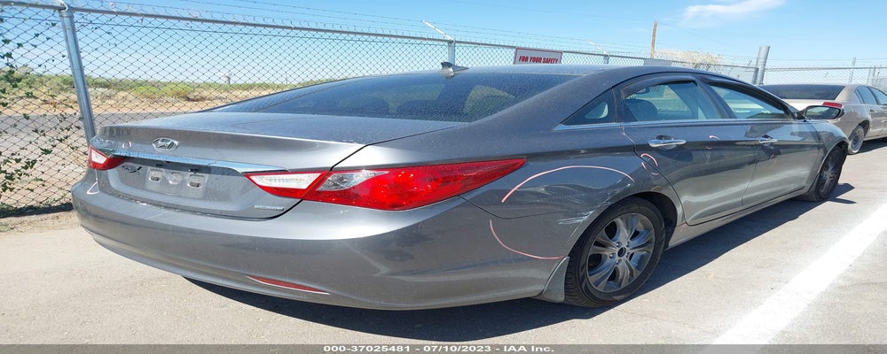 5NPEC4AC7BH144504 2011 HYUNDAI SONATA photo no. 4