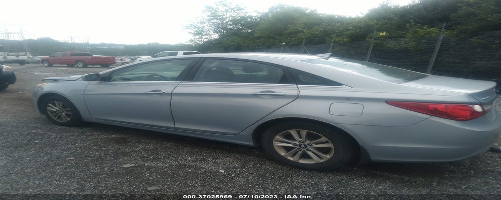 5NPEB4AC3CH402795 2012 HYUNDAI SONATA photo no. 3
