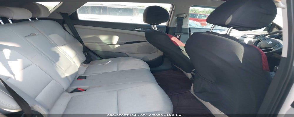 KM8J3CA27HU438964 2017 HYUNDAI TUCSON photo no. 8