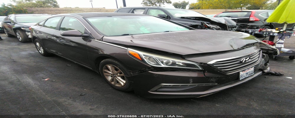 5NPE24AF2FH236851 2015 HYUNDAI SONATA photo no. 15