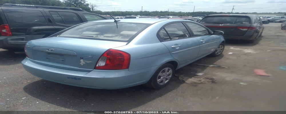 KMHCN4AC3BU573996 2011 HYUNDAI ACCENT photo no. 4