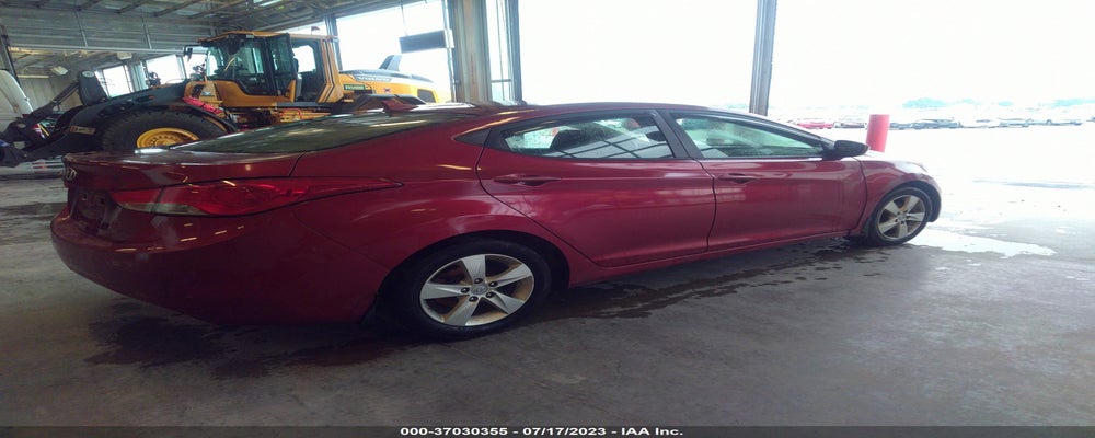 5NPDH4AE1DH301817 2013 HYUNDAI ELANTRA photo no. 4